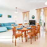 Villa Rosedale By Ezoria