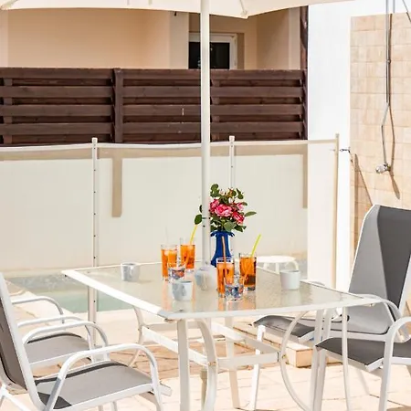 Rosedale By Ezoria וילה