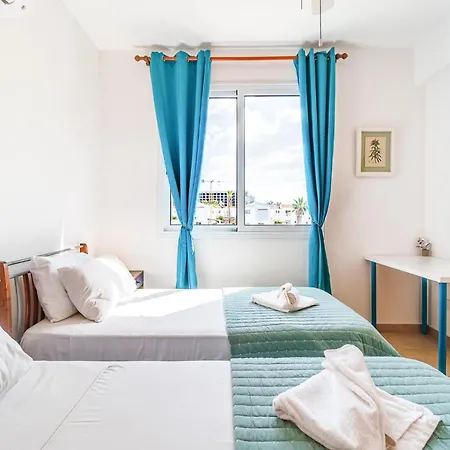 Rosedale By Ezoria Ajía Nápa