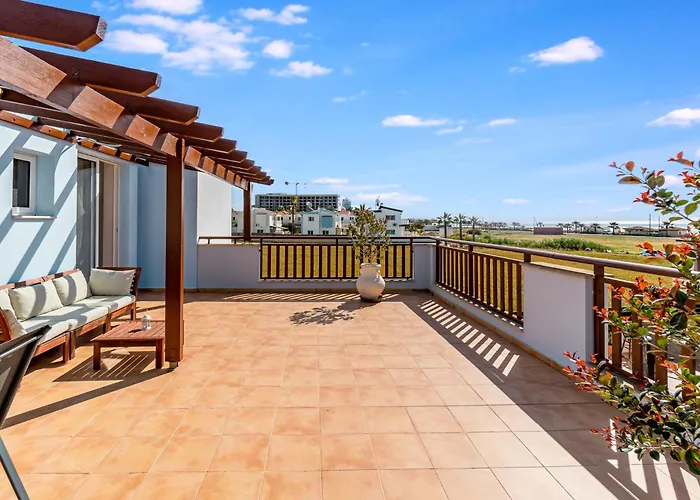 Rosedale By Ezoria Villa *